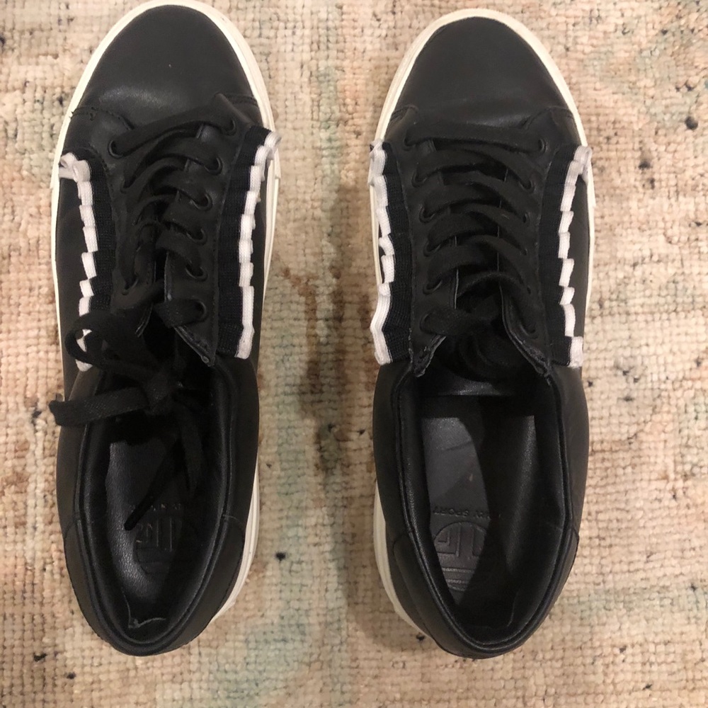 Tory Burch sport Ruffle shoes